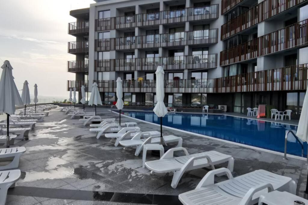Апартамент У Моря В К-С Paradiso В Г. Несебър Leilighet Eksteriør bilde
